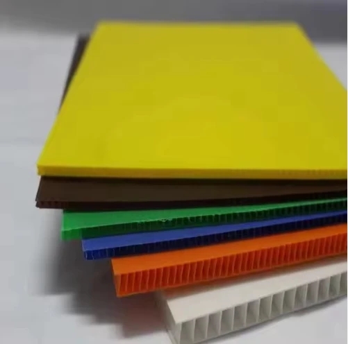 ألواح بلاستيك مموجة كوربلاست 6 مم ألواح PP صفائح مموجة 4x8 تغليف صديق للبيئة