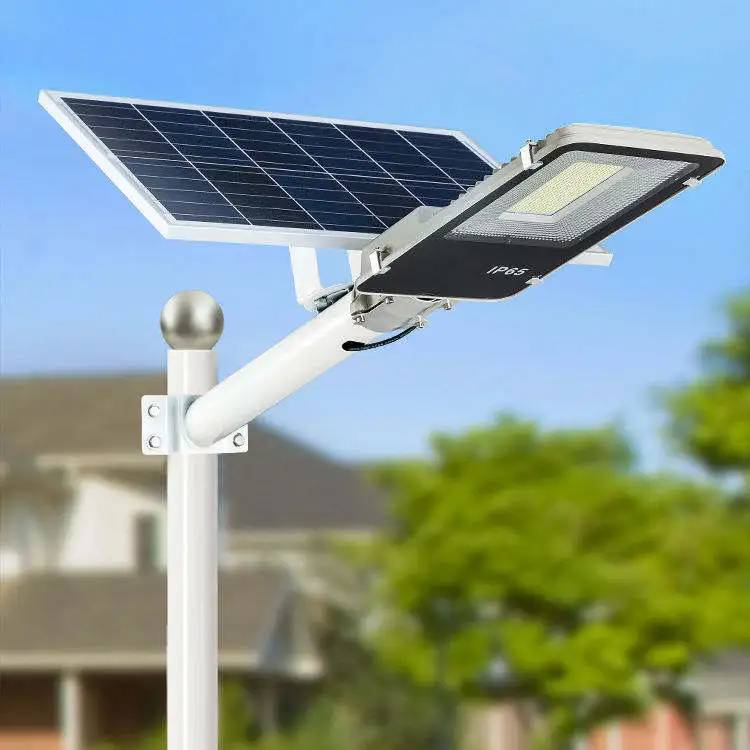 100W LED IP65 Solar Street Light with Sensor Control for Outdoor Use